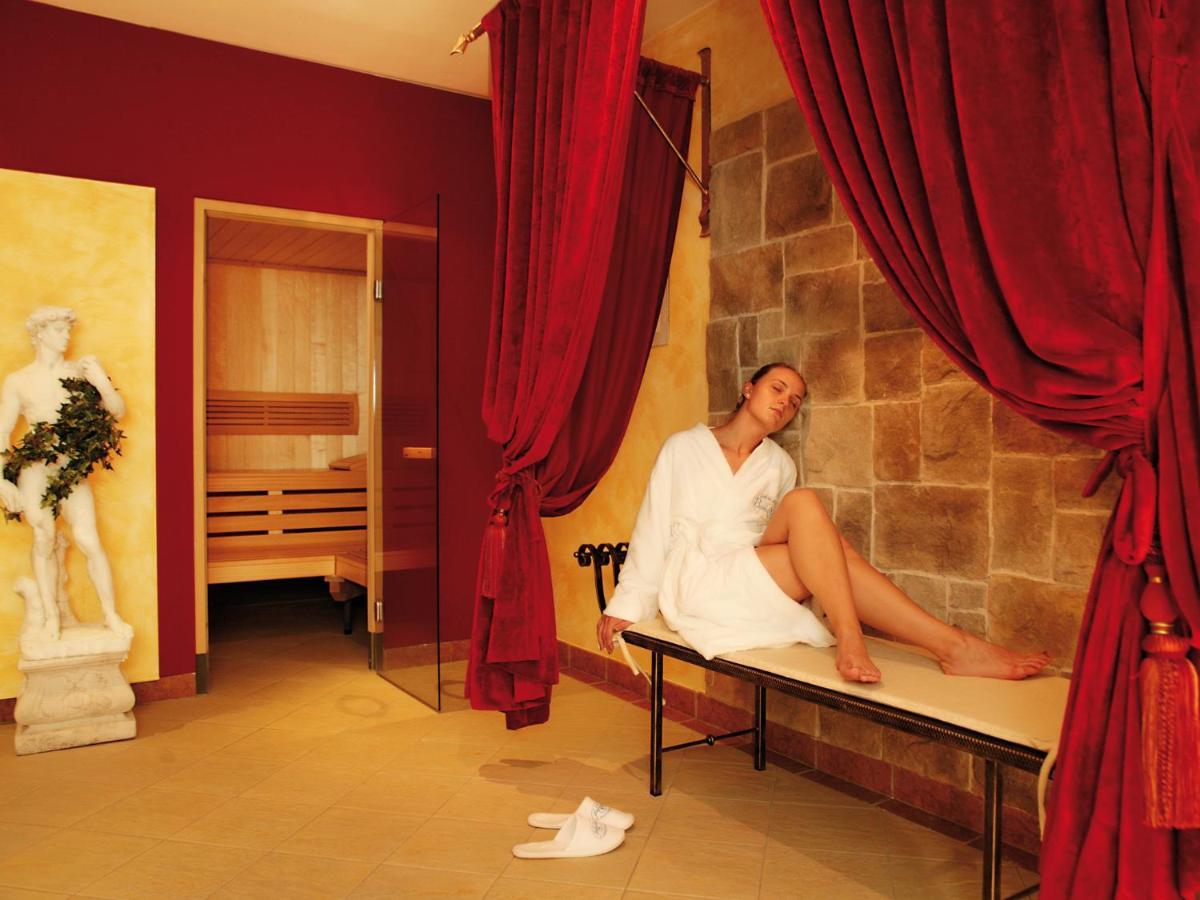 Hotel Barbarahof 4 Stars Superior-Summercard Inclusive-Adults Only From 14 Years คาพรูน ภายนอก รูปภาพ
